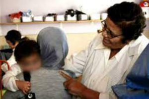   مشاكل الأمهات العازبات تتشابه           