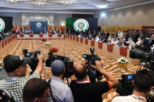 مضايقات وتحقيقات غير رسمية تعيد للأذهان واقعة احتجاز ومنع الوفد الإعلامي الرياضي المغربي من تغطية دورة الألعاب المتوسطية بوهران يونيو الماضي مضايقات وتحقيقات غير رسمية تعيد للأذهان واقعة احتجاز ومنع الوفد الإعلامي الرياضي المغربي من تغطية دورة الألعاب المتوسطية بوهران يونيو الماضي