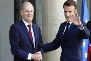 الاتحاد الأوروبي ينهار ويتجه البناء الأوروبي نحو الانحدار الاتحاد الأوروبي ينهار ويتجه البناء الأوروبي نحو الانحدار