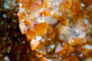 العلاج بالأحجار الشافية العلاج بالأحجار الشافية