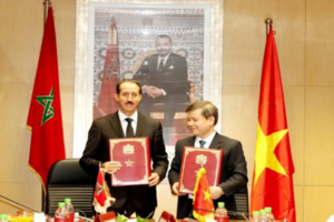 رئاسة النيابة العامة بالمملكة المغربية توقع مذكرة تفاهم مع نظيرتها بجمهورية الفيتنام رئاسة النيابة العامة بالمملكة المغربية توقع مذكرة تفاهم مع نظيرتها بجمهورية الفيتنام