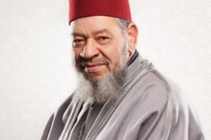 "والدي يؤدي مناسك العمرة" : مريم بلخياط تنفي شائعة وفاة والدها عبد الهادي بلخياط