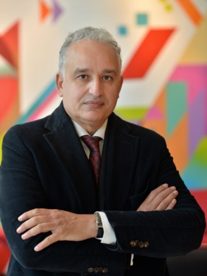 جسر جوي ومسيرة جوية حمراء وخضراء لنصف النهاية وللنهاية جسر جوي ومسيرة جوية حمراء وخضراء لنصف النهاية وللنهاية