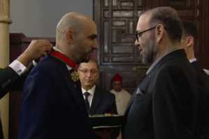 وليد الركراكي : الاستقبال الشعبي الذي حظي به أسود الأطلس كان “مذهلا” وليد الركراكي : الاستقبال الشعبي الذي حظي به أسود الأطلس كان “مذهلا”