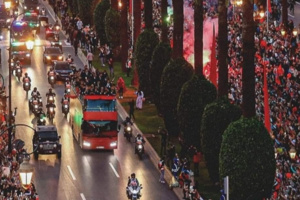 استقبال مستحق لمنتخبنا الوطني بعودته إلى الوطن بفرحة الجماهير المغربية استقبال مستحق لمنتخبنا الوطني بعودته إلى الوطن بفرحة الجماهير المغربية