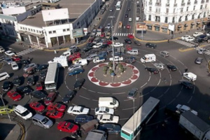 فوضى السياقة تعكس أساليب التربية وبعض الأمراض النفسية فوضى السياقة تعكس أساليب التربية وبعض الأمراض النفسية