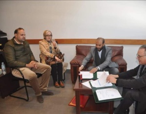 جميعة الأسد الرياضي المغربي توقع اتفاقية ترسخ ثقافة التعاون و المواطنة والديمقراطية التشاركية جميعة الأسد الرياضي المغربي توقع اتفاقية ترسخ ثقافة التعاون و المواطنة والديمقراطية التشاركية