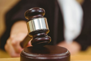 إرجاء محاكمة "سماسرة الرمال" إرجاء محاكمة "سماسرة الرمال"