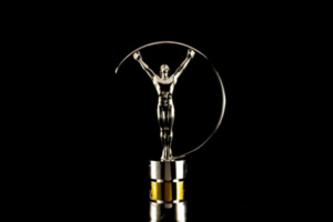 المنتخب المغربي وجائزة "ليروس ورد سبور" المنتخب المغربي وجائزة "ليروس ورد سبور"