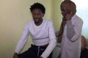 قافلة طبية تستهدف العشرات من المهاجرين الأفارقة قافلة طبية تستهدف العشرات من المهاجرين الأفارقة