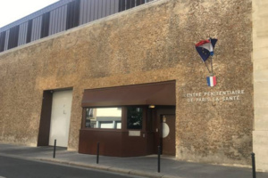 آخر أخبار سعد لمجرد من سجن "لا سانت " آخر أخبار سعد لمجرد من سجن "لا سانت "