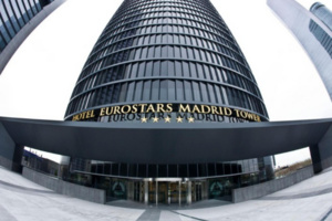 العنصرية ضد أسود الأطلس : إدارة الفندق تعتذر العنصرية ضد أسود الأطلس : إدارة الفندق تعتذر