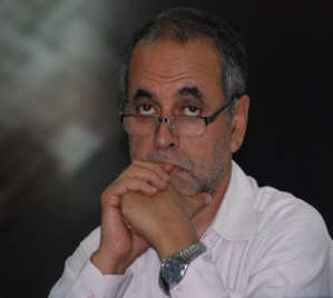 حـرب ترهـن مستقبـل الـعالـم