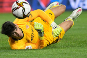 بعدما كان سببا في فوز ناديه بلقب “أوروبا ليغ”.. هل يظفر بونو بالكرة الذهبية الإفريقية؟ بعدما كان سببا في فوز ناديه بلقب “أوروبا ليغ”.. هل يظفر بونو بالكرة الذهبية الإفريقية؟