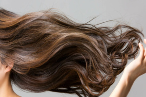 شعرك… صحته و جماله بيدك شعرك… صحته و جماله بيدك