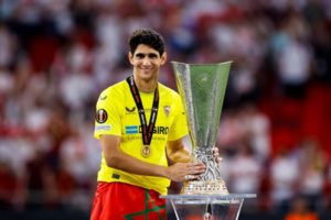 الهلال يقترب من حسم صفقة العملاق بونو الهلال يقترب من حسم صفقة العملاق بونو