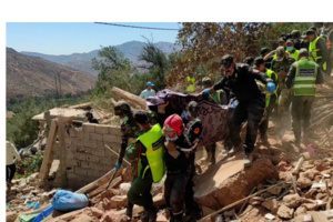 ناجون يروون قصص مؤثرة مروا بها أثناء وبعد زلزال الحوز ناجون يروون قصص مؤثرة مروا بها أثناء وبعد زلزال الحوز