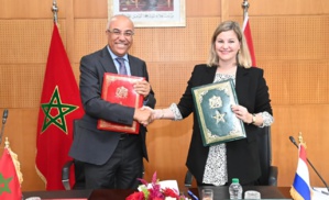 هام لطلبة الدكتوراه..وزير التعليم العالي يوقع اتفاقية تعاون مع نظيرته الهولندية هام لطلبة الدكتوراه..وزير التعليم العالي يوقع اتفاقية تعاون مع نظيرته الهولندية