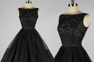 للترف عنوان باللون الأسود للترف عنوان باللون الأسود