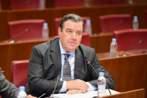 السنتيسي: خطاب المسيرة يتسلّح بالتنمية لمواجهة التحديات السنتيسي: خطاب المسيرة يتسلّح بالتنمية لمواجهة التحديات