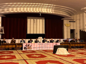 لقاء تواصلي هام جمع بين مناضلي حزب الاستقلال و المنسق الجهوي للحزب من أجل الدعوة لبرنامج الرعاية الملكية المباشرة لقاء تواصلي هام جمع بين مناضلي حزب الاستقلال و المنسق الجهوي للحزب من أجل الدعوة لبرنامج الرعاية الملكية المباشرة