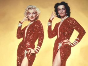 أكثر الفساتين الأسطورية في تاريخ السينما! أكثر الفساتين الأسطورية في تاريخ السينما!