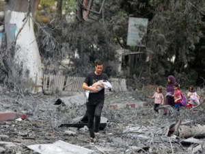 معاناة لا نهاية لها.. قصص مؤثرة عن الولادة تحت القصف في غزة معاناة لا نهاية لها.. قصص مؤثرة عن الولادة تحت القصف في غزة
