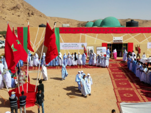 منتخبو وسكّان جهة الداخلة يحتفلون بعيد الاستقلال بمنطقة لكلات منتخبو وسكّان جهة الداخلة يحتفلون بعيد الاستقلال بمنطقة لكلات