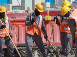 3 ملايين شخص يموتون كل عام بسبب العمل 3 ملايين شخص يموتون كل عام بسبب العمل