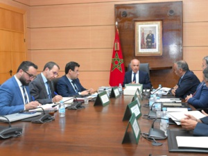 بنموسى يعقد لقاء تواصليا مع الهيئات الممثلة لجمعيات أمهات وآباء وأولياء التلاميذ بنموسى يعقد لقاء تواصليا مع الهيئات الممثلة لجمعيات أمهات وآباء وأولياء التلاميذ