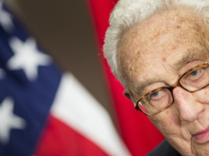 وفاة وزير الخارجية الأمريكي الأسبق هنري كيسنجر وفاة وزير الخارجية الأمريكي الأسبق هنري كيسنجر