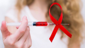 التوقيع بالرباط على عدد من الاتفاقيات تروم تعزيز مكافحة داء السيدا التوقيع بالرباط على عدد من الاتفاقيات تروم تعزيز مكافحة داء السيدا