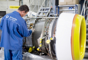 صناعة الطيران والفضاء.. التوقيع عل اتفاق شراكة لتنفيذ استراتيجية جديدة لإنعاش الشغل صناعة الطيران والفضاء.. التوقيع عل اتفاق شراكة لتنفيذ استراتيجية جديدة لإنعاش الشغل