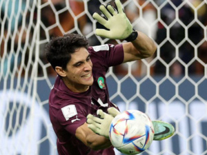 جوائز الفيفا: ياسين بونو مرشح لجائزة أفضل حارس مرمى في العالم جوائز الفيفا: ياسين بونو مرشح لجائزة أفضل حارس مرمى في العالم