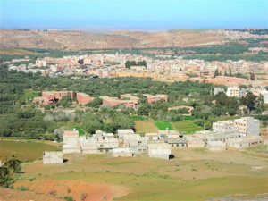 مختبر السرديات يُوقّع كتاب «دمنات التاريخ والمجال والمقاومة» مختبر السرديات يُوقّع كتاب «دمنات التاريخ والمجال والمقاومة»