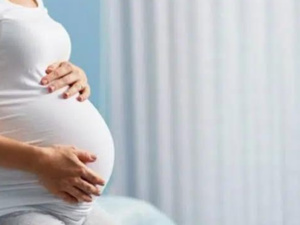 دراسة تظهر أن هرمونا يفرزه الجنين يسبب الغثيان والقيء للنساء أثناء الحمل دراسة تظهر أن هرمونا يفرزه الجنين يسبب الغثيان والقيء للنساء أثناء الحمل