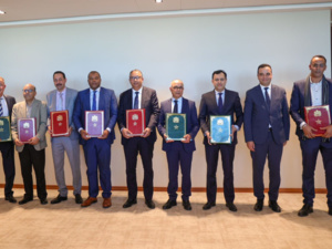 اللجنة الوزارية توقع اتفاقا مع النقابات التعليمية اللجنة الوزارية توقع اتفاقا مع النقابات التعليمية