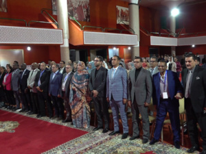 إعلاميون رياضيون ولاعبون سابقون يُعبّرون عن انبهارهم بالبنى الرياضية لمدينة العيون إعلاميون رياضيون ولاعبون سابقون يُعبّرون عن انبهارهم بالبنى الرياضية لمدينة العيون