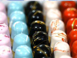 أجواء إقبال المغاربة على الشوكولاطة بمناسبة «ألبوناني» أجواء إقبال المغاربة على الشوكولاطة بمناسبة «ألبوناني»