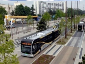 تزويد مركز الصيانة «الباصواي» أولاد عزوز بالألواح الشمسية تزويد مركز الصيانة «الباصواي» أولاد عزوز بالألواح الشمسية