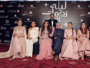 أسماء لمنور تتألق في ليلة نجمات العرب بالرياض أسماء لمنور تتألق في ليلة نجمات العرب بالرياض