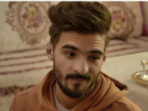 بطل مسلسل «كاينة ظروف» يعلن زواجه بطل مسلسل «كاينة ظروف» يعلن زواجه