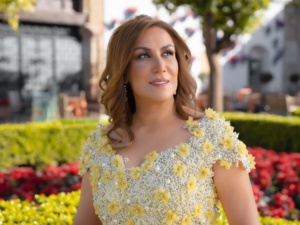 المطربة سميرة القادري: سأشارك في الفجيرة ضمن أوبريت غنائي يُجسّد شخصية لبنى القرطبية المطربة سميرة القادري: سأشارك في الفجيرة ضمن أوبريت غنائي يُجسّد شخصية لبنى القرطبية