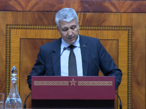 وزير الفلاحة يعلن عن إطلاق عدة مشاريع محطات لتحلية المياه خلال 2024