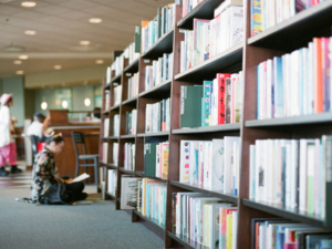 مؤسسة آل سعود تقتني مجموعة من مجلة « تاريخ وحضارة الكتاب » مؤسسة آل سعود تقتني مجموعة من مجلة « تاريخ وحضارة الكتاب »