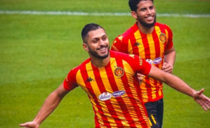 الرجاء يستقدم الجزائري بن عياد لتعزيز هجومه الرجاء يستقدم الجزائري بن عياد لتعزيز هجومه