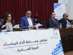 الماء الصالح للشرب.. عمدة الدار البيضاء تدق ناقوس الخطر الماء الصالح للشرب.. عمدة الدار البيضاء تدق ناقوس الخطر