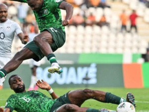 نيجيريا تطيح بجنوب افريقيا وتبلغ نهائي “الكان” نيجيريا تطيح بجنوب افريقيا وتبلغ نهائي “الكان”