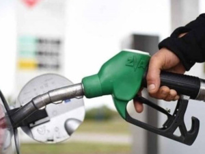 روسيا تعلن حظر تصدير البنزين ستة أشهر روسيا تعلن حظر تصدير البنزين ستة أشهر