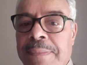 مقالات في الشعر و الإبداع مقالات في الشعر و الإبداع